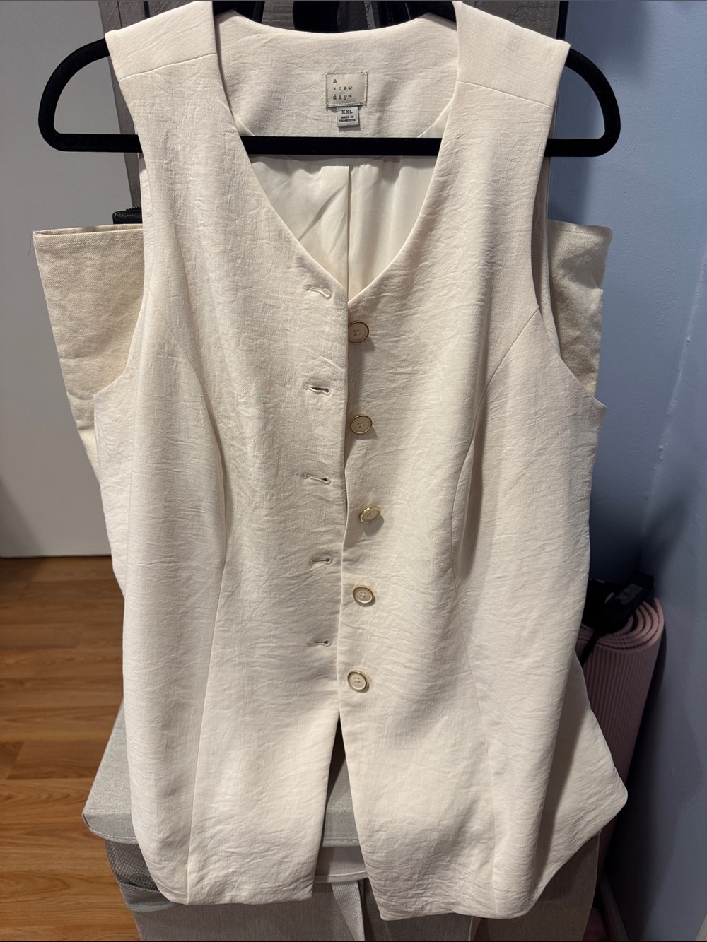 a new day Cream Button-Front Sleeveless Vest Tank